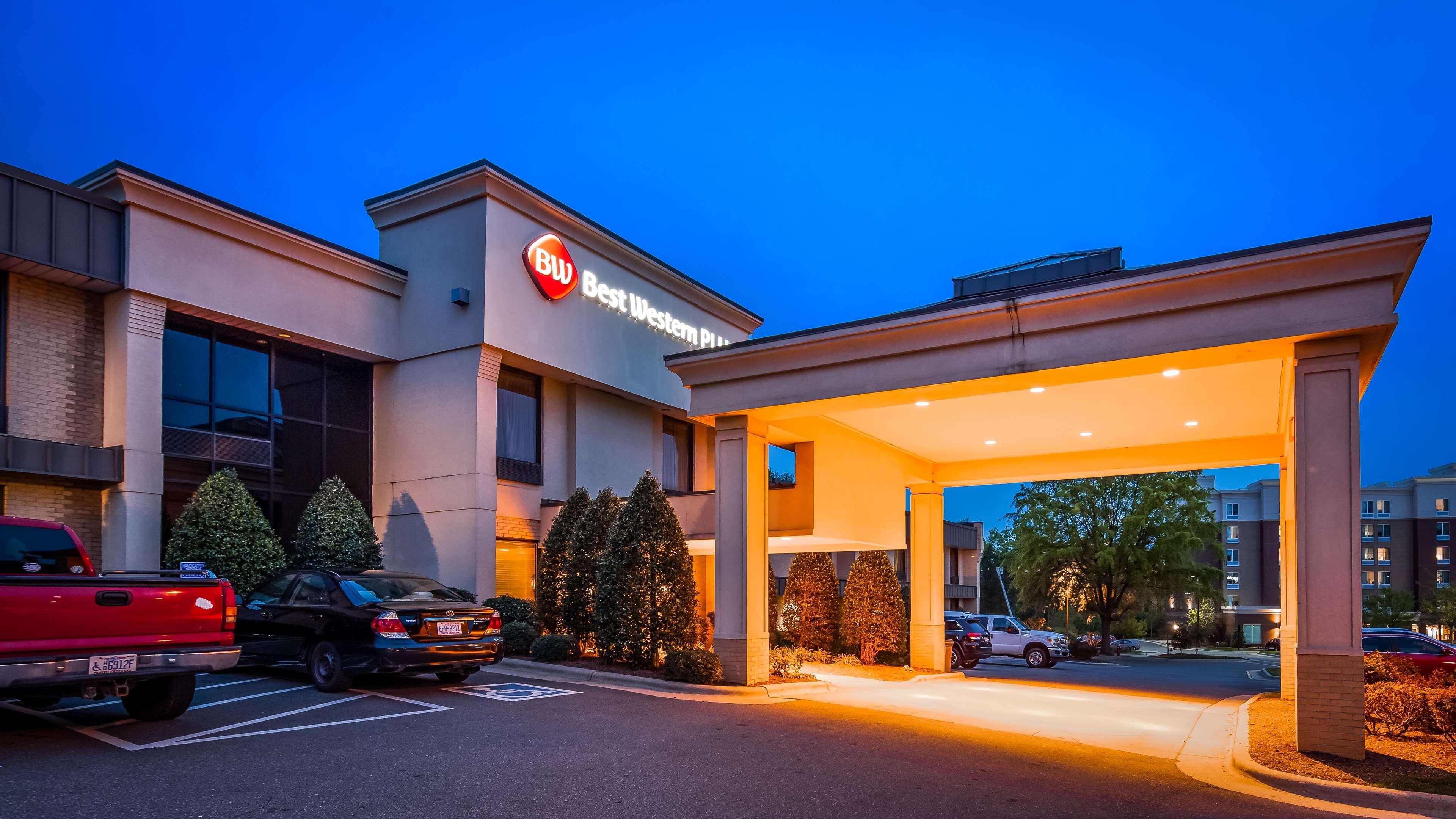 Best Western Plus Cary - Nc State Hotel Exterior photo