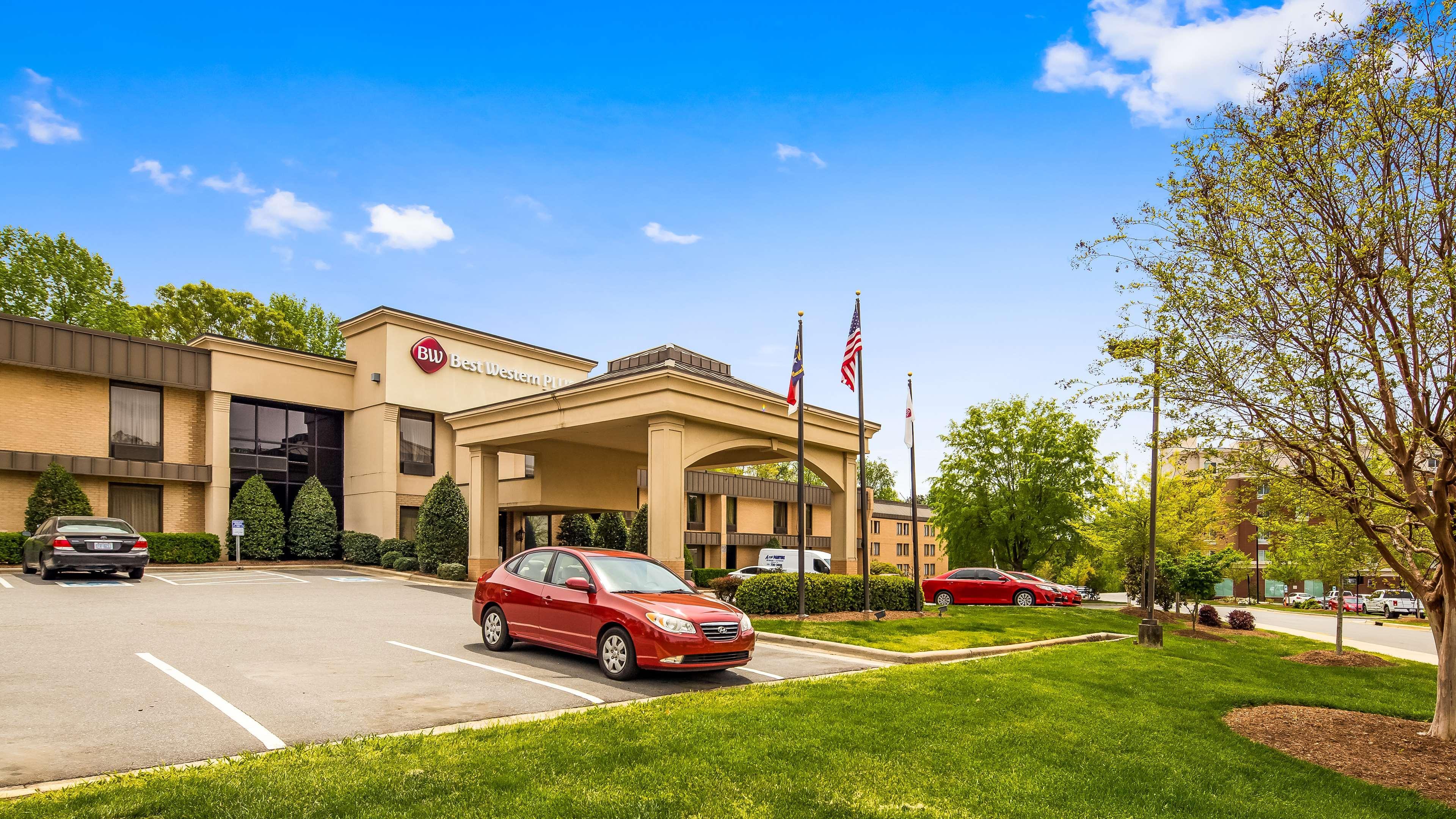 Best Western Plus Cary - Nc State Hotel Exterior photo